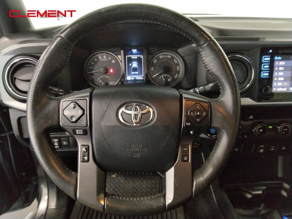 Used 2018 Toyota Tacoma TRD Off-Road image 9