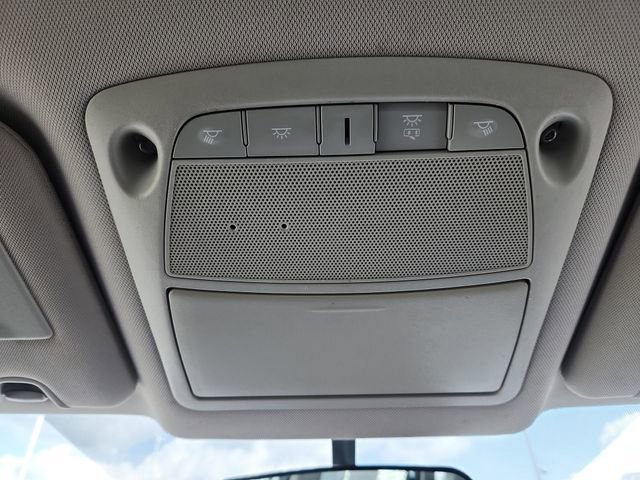 Used 2017 Nissan Rogue S FWD image 42