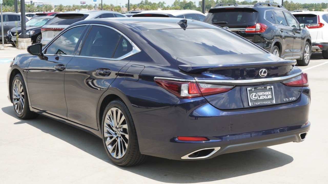Certified 2025 Lexus ES 350 Ultra Luxury FWD image 8