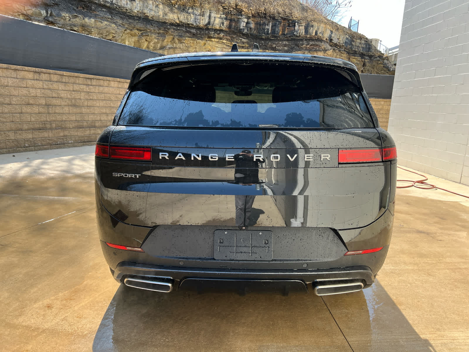 Certified 2025 Land Rover Range Rover Sport AWD/4WD image 4