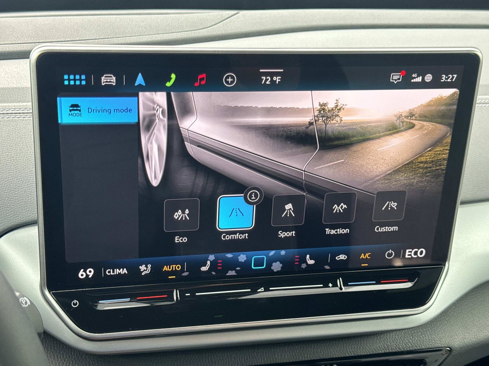 New 2026 Volkswagen ID.4 Pro AWD/4WD image 20