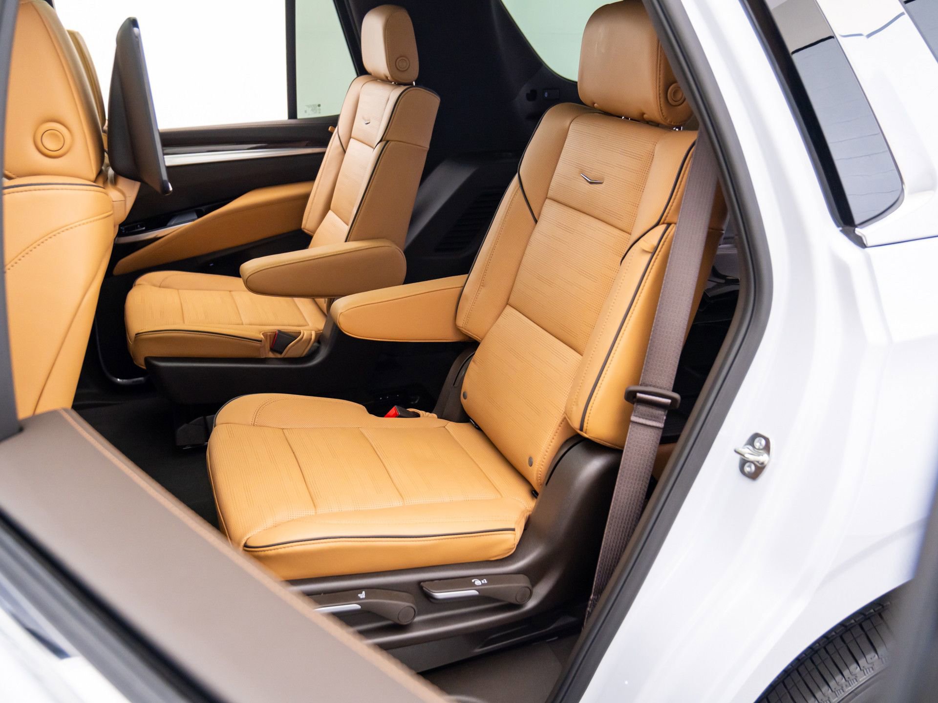 New 2026 Cadillac Escalade Luxury w/ Touring Package image 18