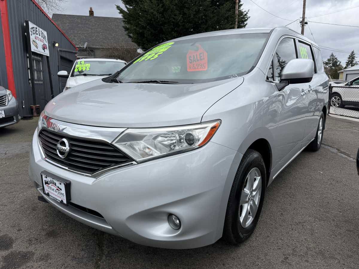 Used 2016 Nissan Quest SV image 3