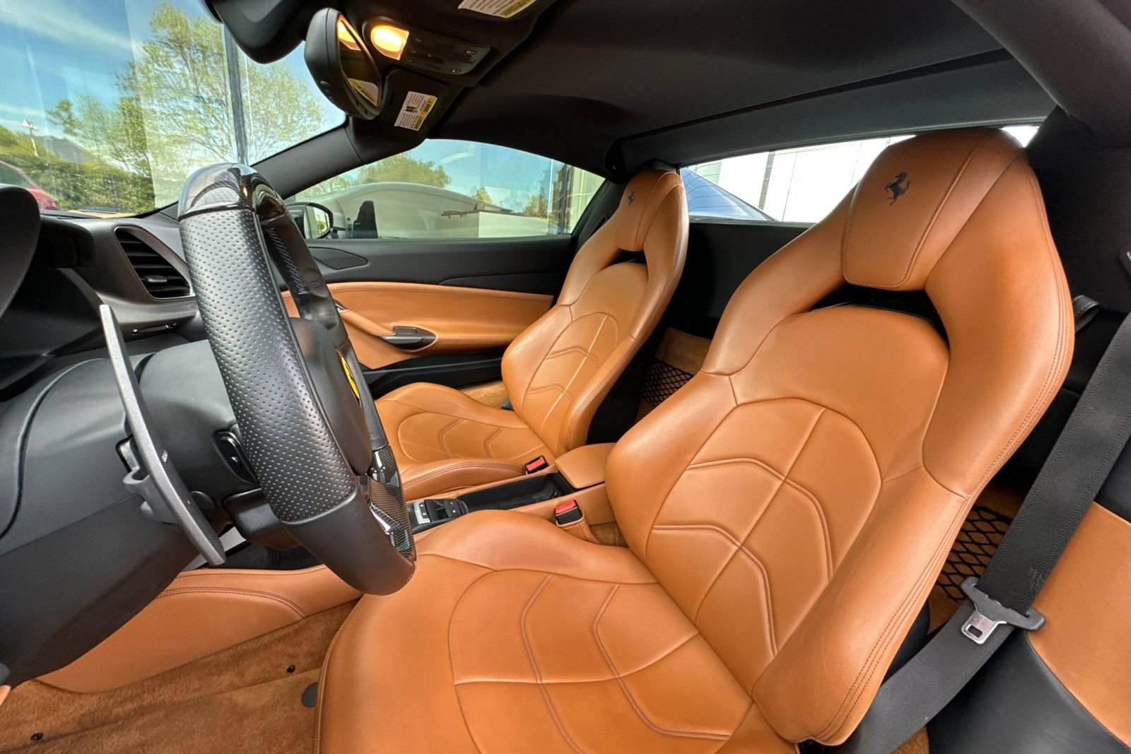 Used 2018 Ferrari 488 Spider image 5