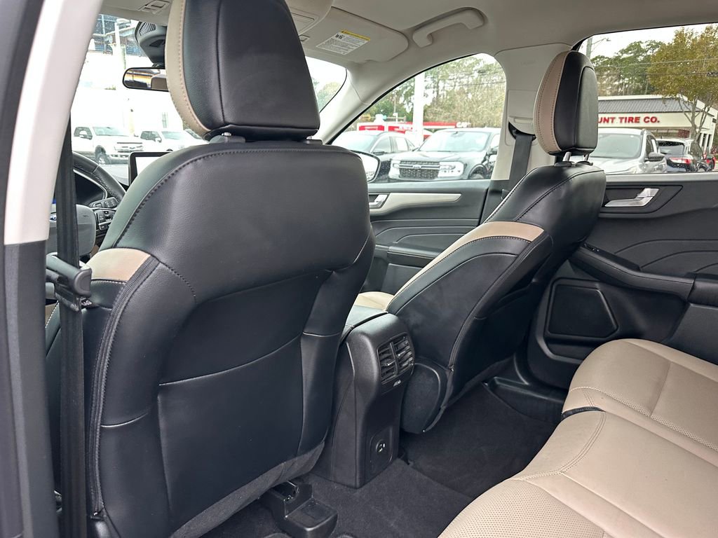 Used 2021 Ford Escape SEL w/ Technology Package image 49