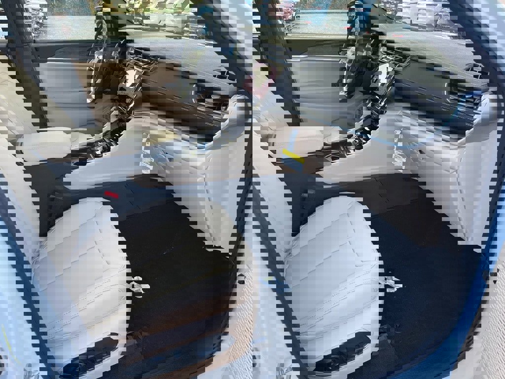 New 2025 Jeep Grand Cherokee Limited image 11