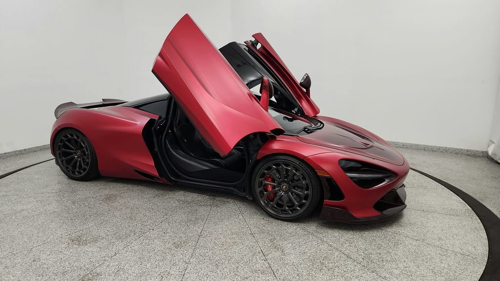 Used 2018 McLaren 720S Performance RWD image 34