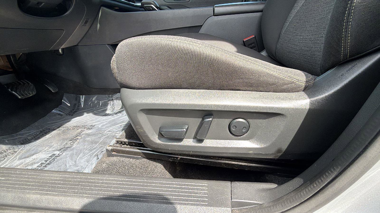 Used 2021 Nissan Rogue SV AWD/4WD image 16