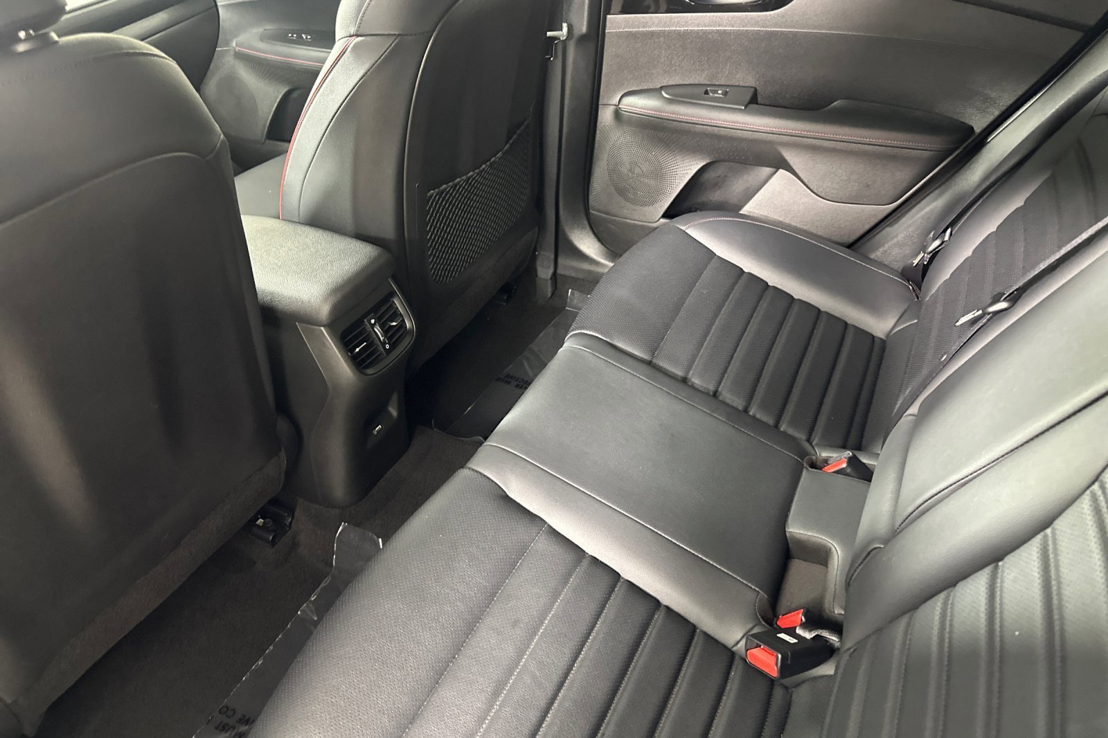 Used 2023 Kia Forte GT w/ GT2 Package image 11