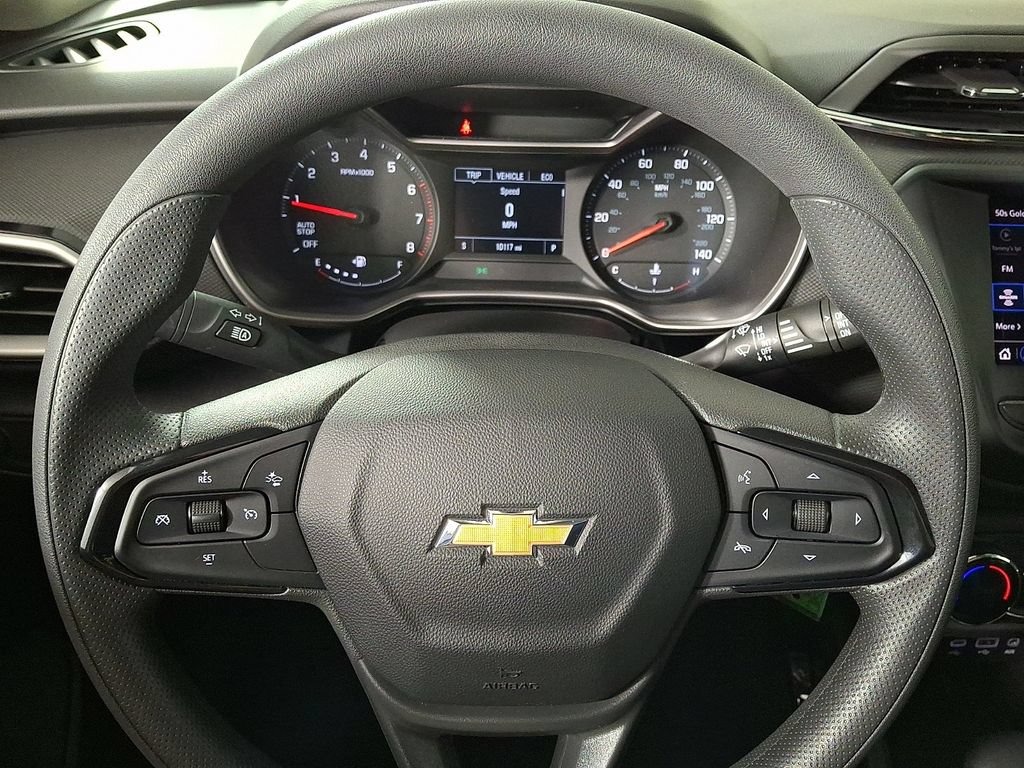 Used 2023 Chevrolet TrailBlazer LS FWD image 18