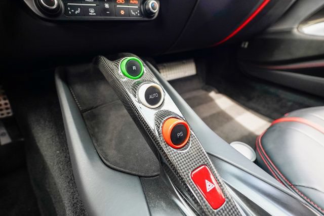 Used 2020 Ferrari 812 Superfast RWD image 76