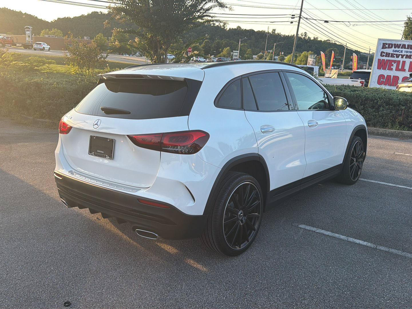 Used 2023 Mercedes-Benz GLA 250 image 3