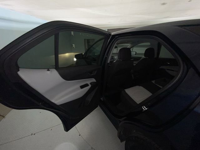 Used 2020 Chevrolet Equinox LS w/ LS Convenience Package image 22