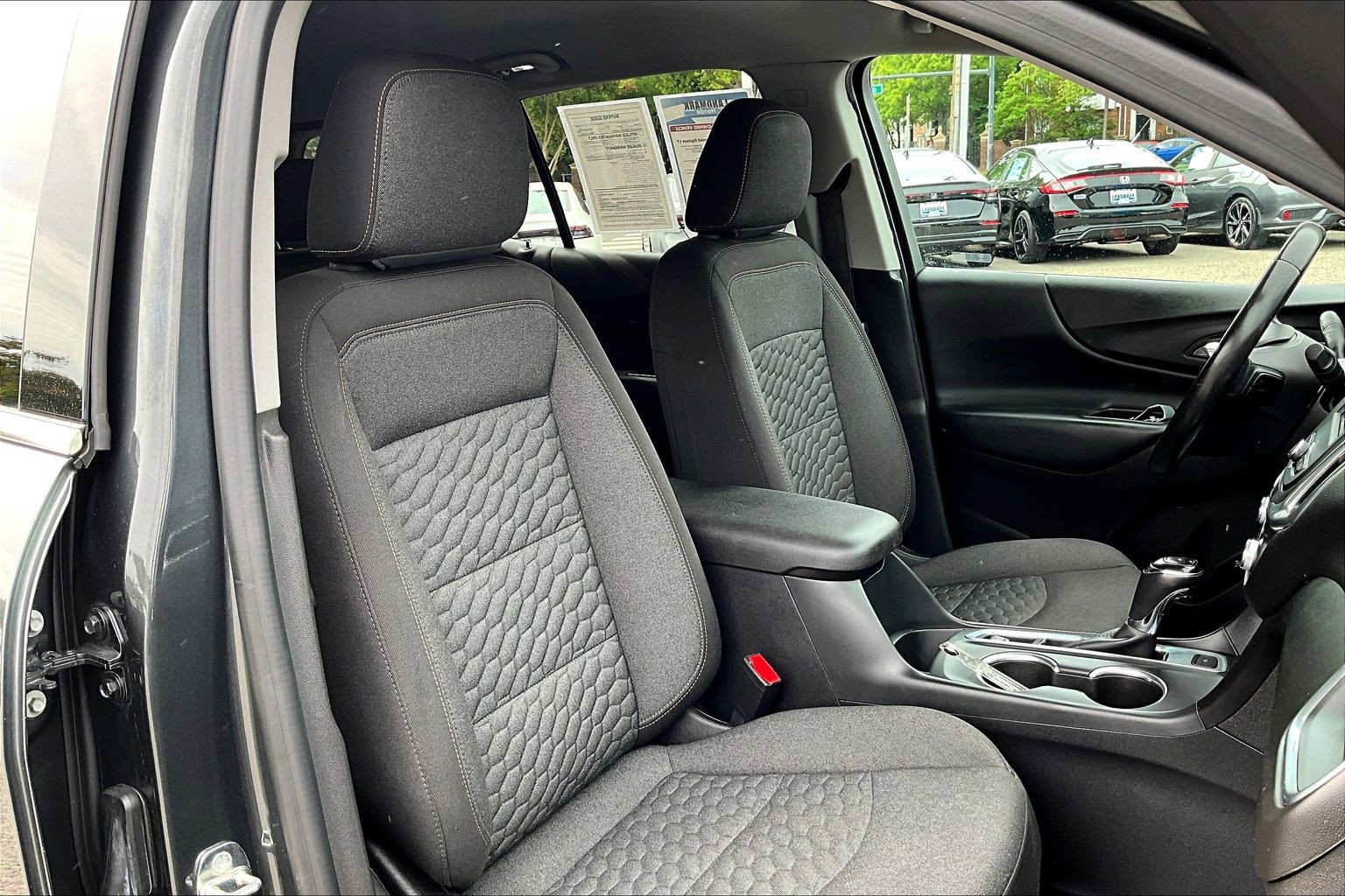 Used 2019 Chevrolet Equinox LT FWD image 7