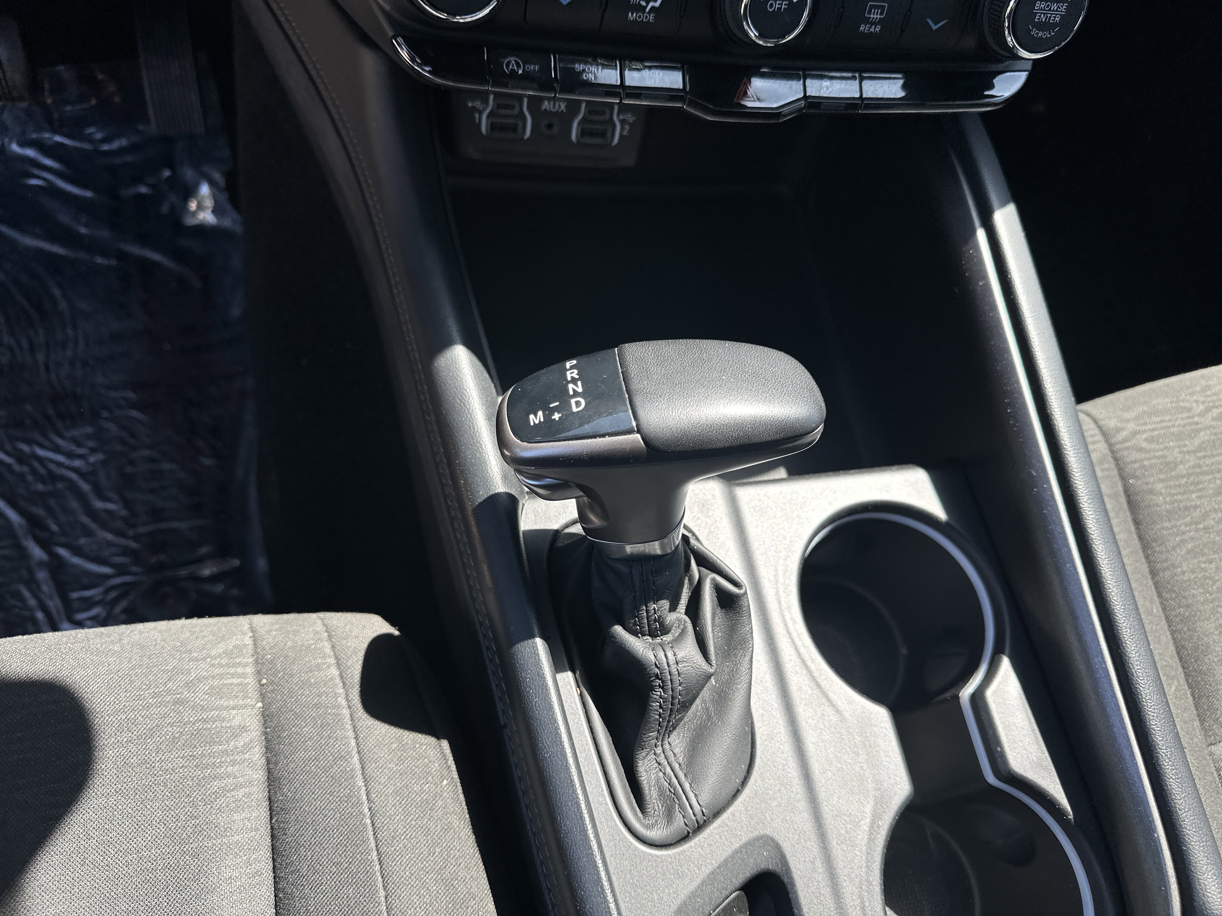 Used 2023 Dodge Durango SXT RWD image 28