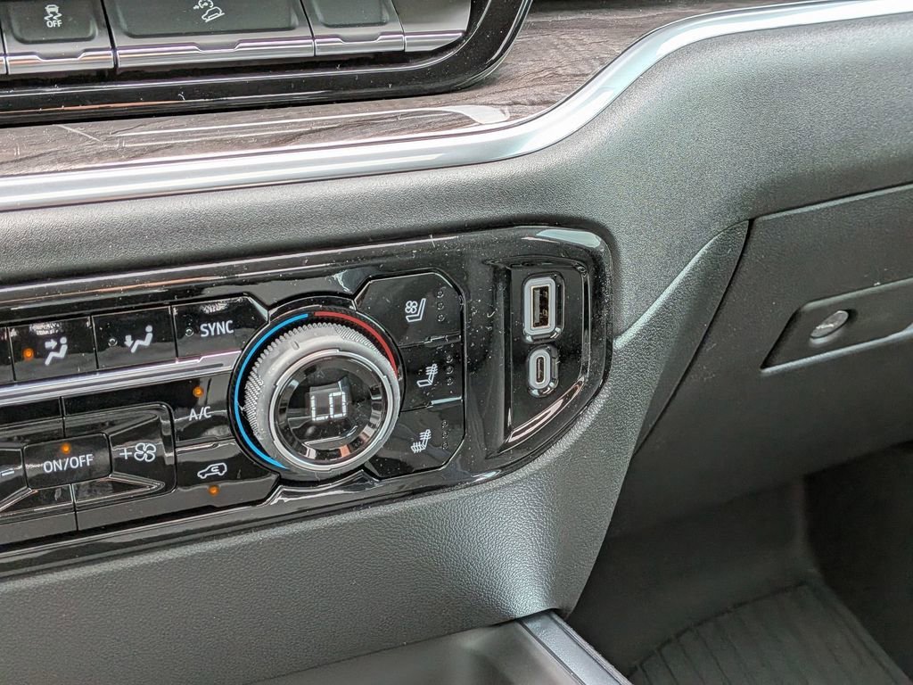 New 2026 Chevrolet Silverado 2500 LTZ w/ LTZ Plus Package AWD/4WD image 20