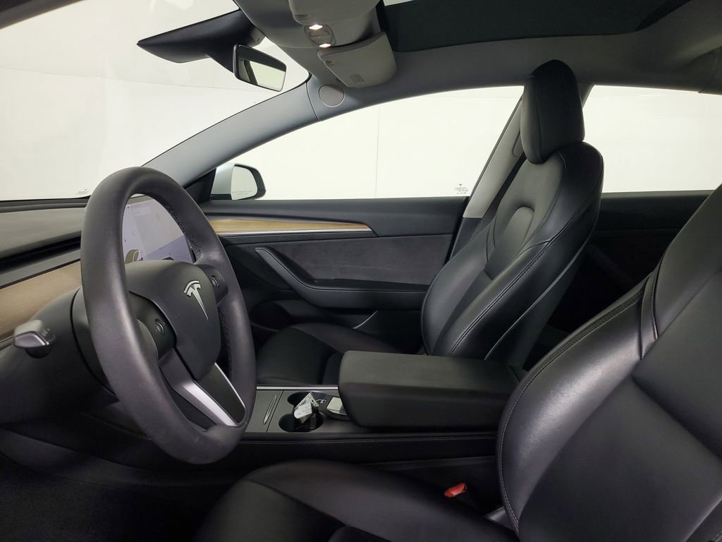 Used 2021 Tesla Model 3 Standard Range Plus image 20