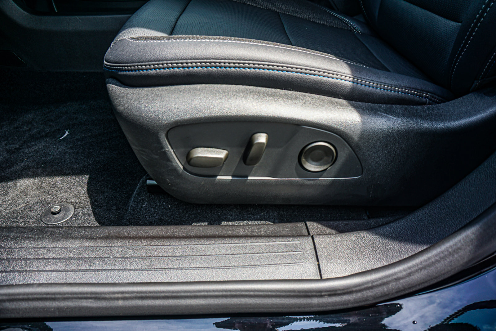 New 2026 Chevrolet Equinox EV LT FWD image 28