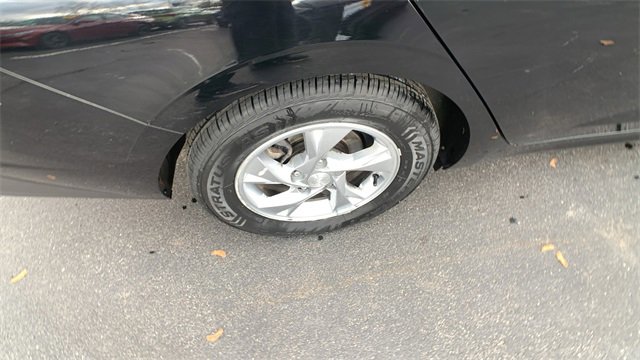 Used 2023 Hyundai Elantra SE image 24
