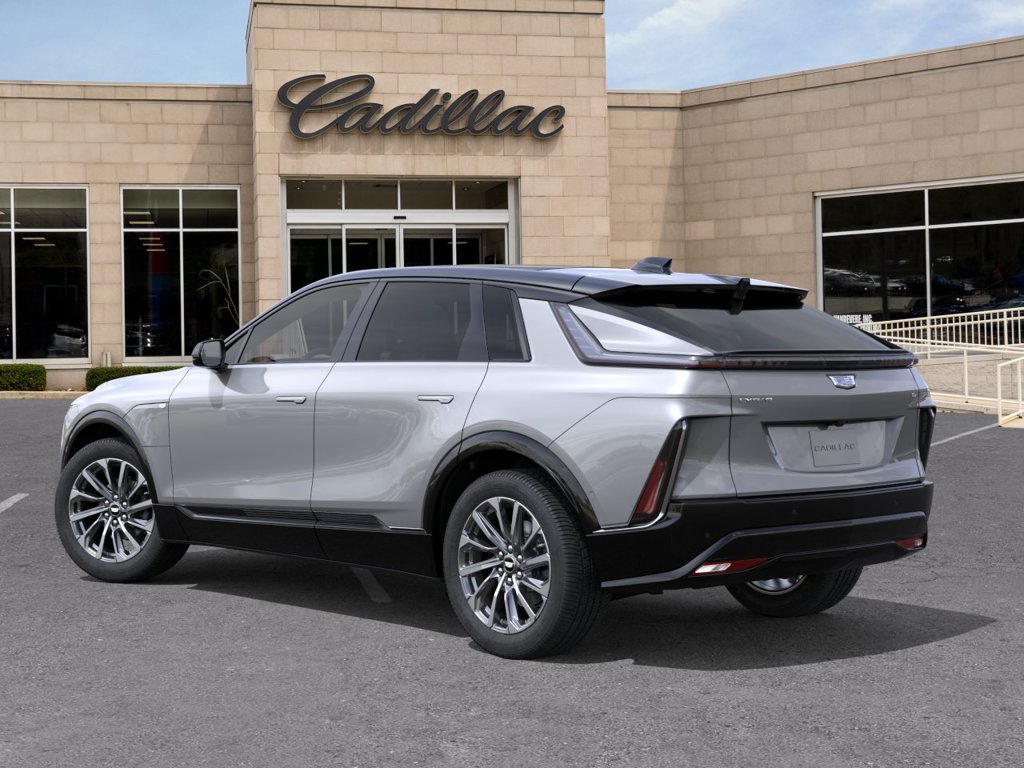New 2027 Cadillac Lyriq Sport w/ LPO, Floor Liner Package AWD/4WD image 5