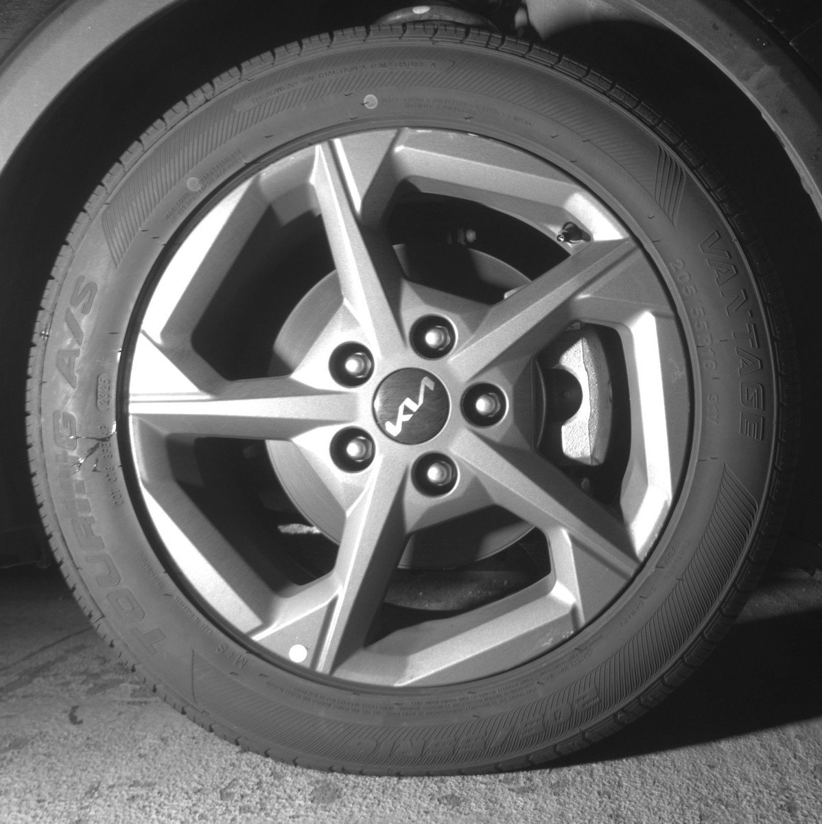 Used 2025 Kia K4 LXS image 13