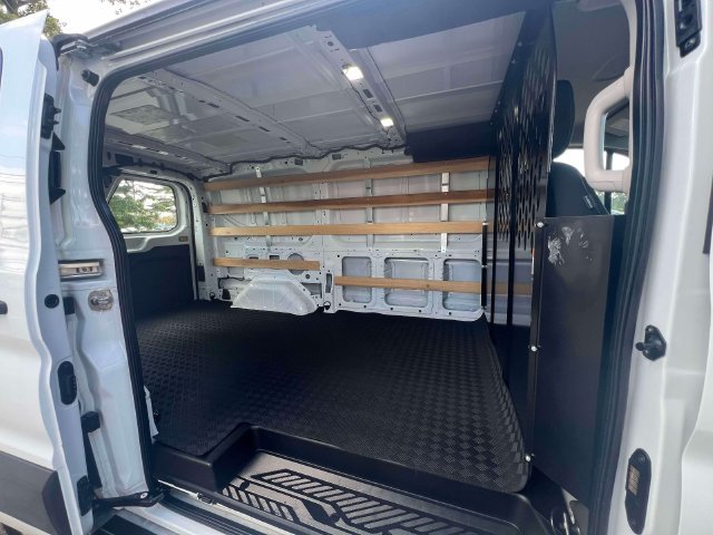 Used 2025 Ford Transit 250 Low Roof w/ Exterior Upgrade Package RWD image 18