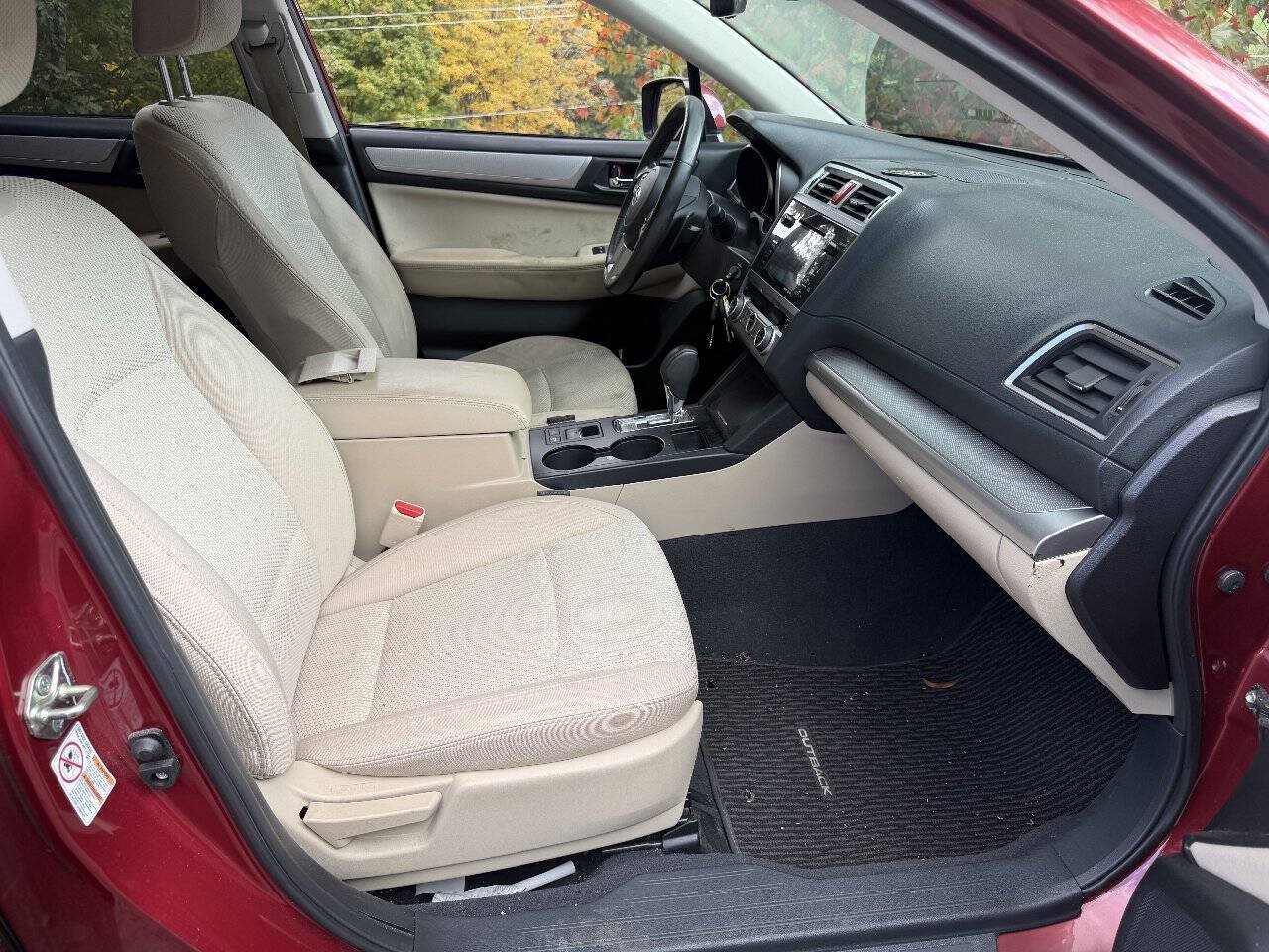 Used 2017 Subaru Outback 2.5i Premium AWD/4WD image 14