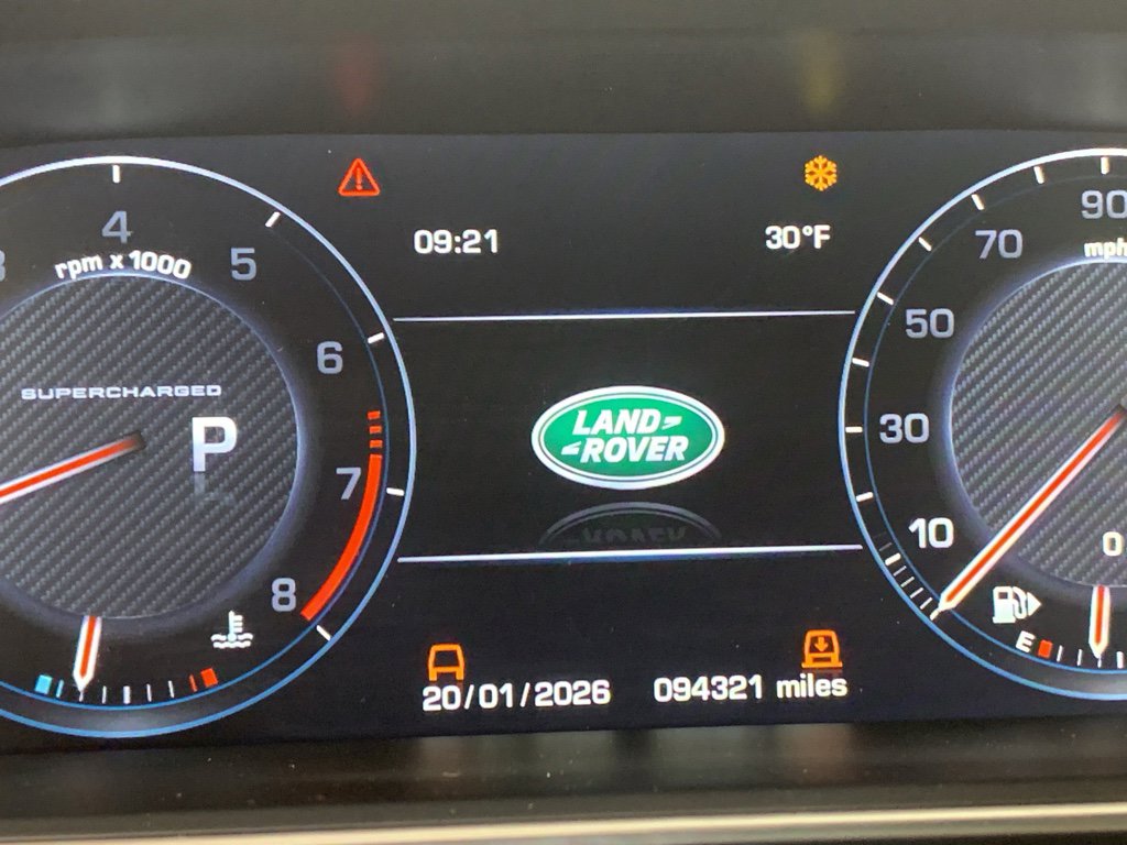 Used 2016 Land Rover Range Rover Long Wheelbase Supercharged image 23