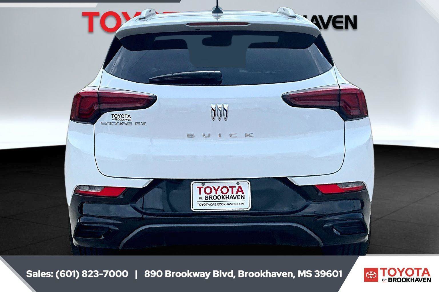 Used 2026 Buick Encore GX Sport Touring w/ Comfort Package FWD image 4