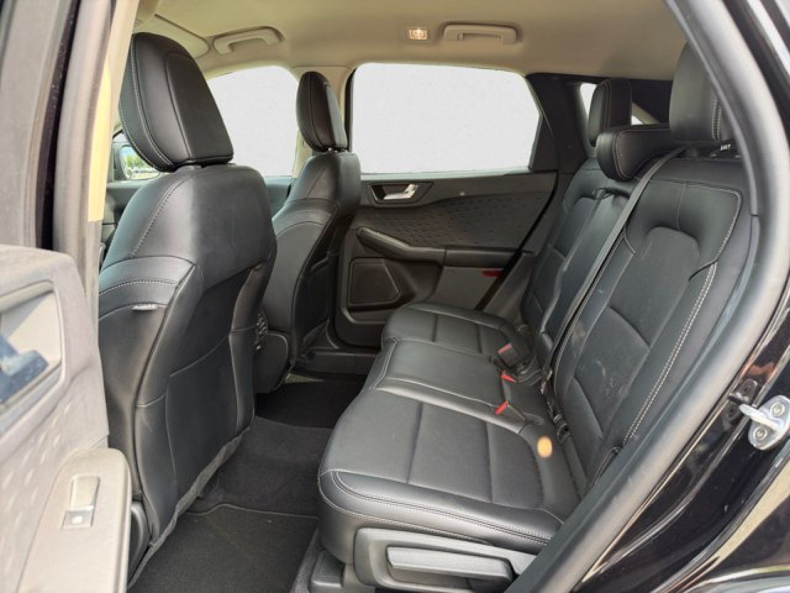 Used 2020 Ford Escape SEL FWD image 16