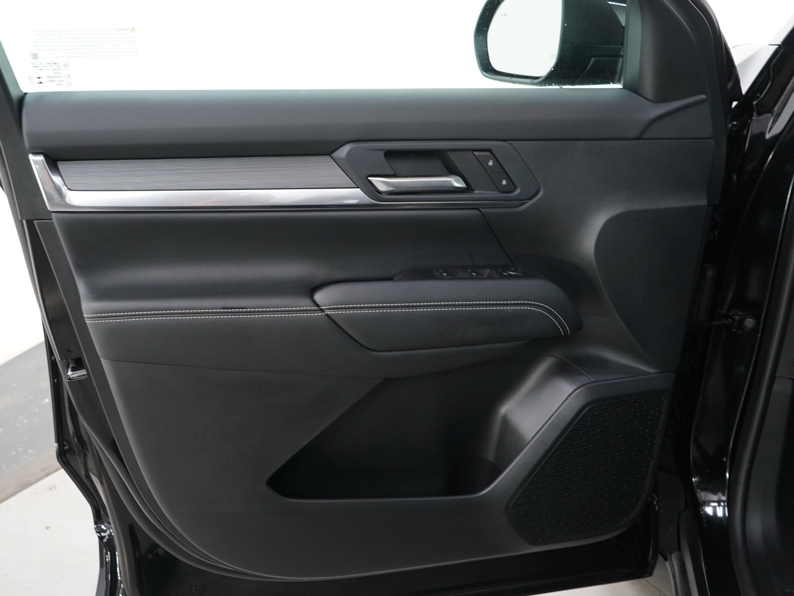 Used 2026 GMC Terrain Elevation w/ LPO, Floor Liner Package AWD/4WD image 18