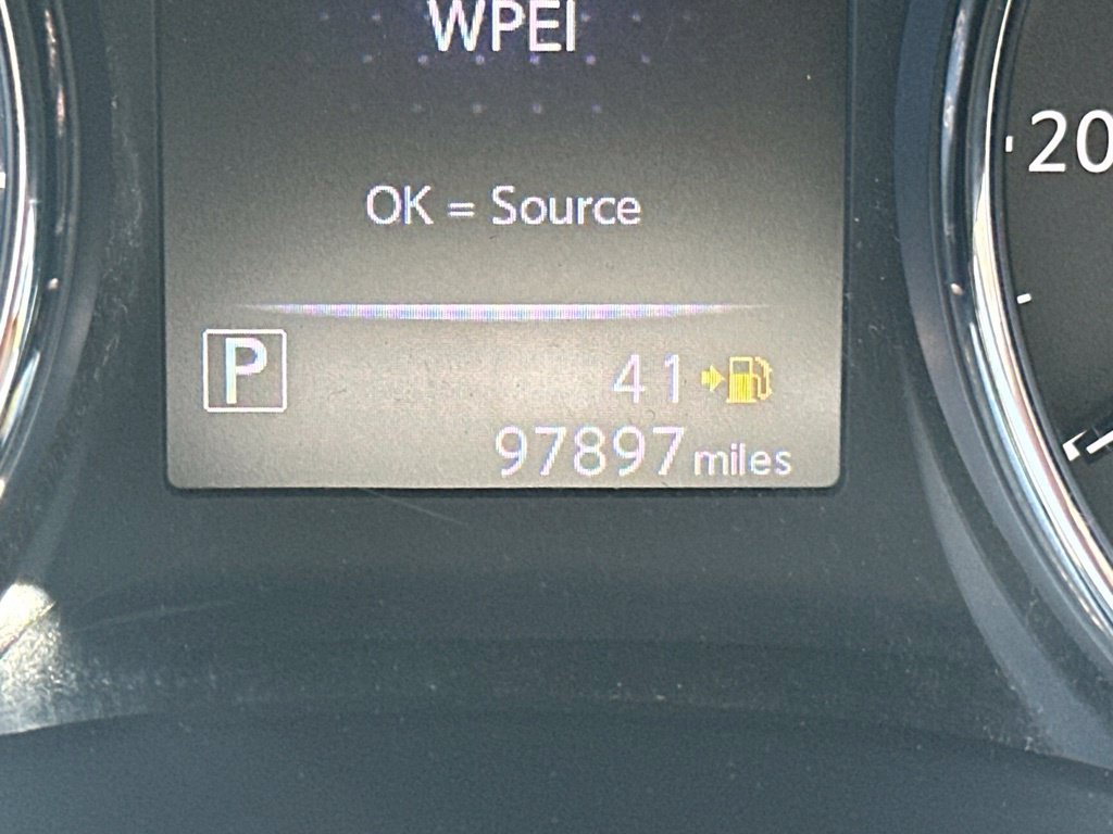 Used 2018 Nissan Rogue Sport SV AWD/4WD image 28