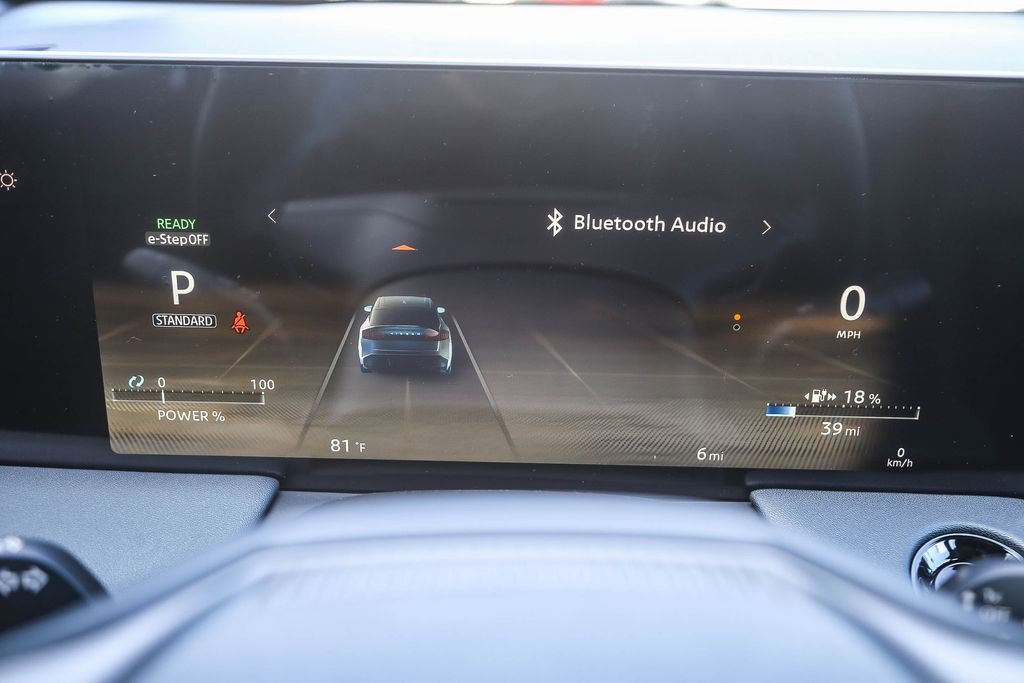 New 2026 Nissan Leaf SV+ w/ Illuminated Package image 24