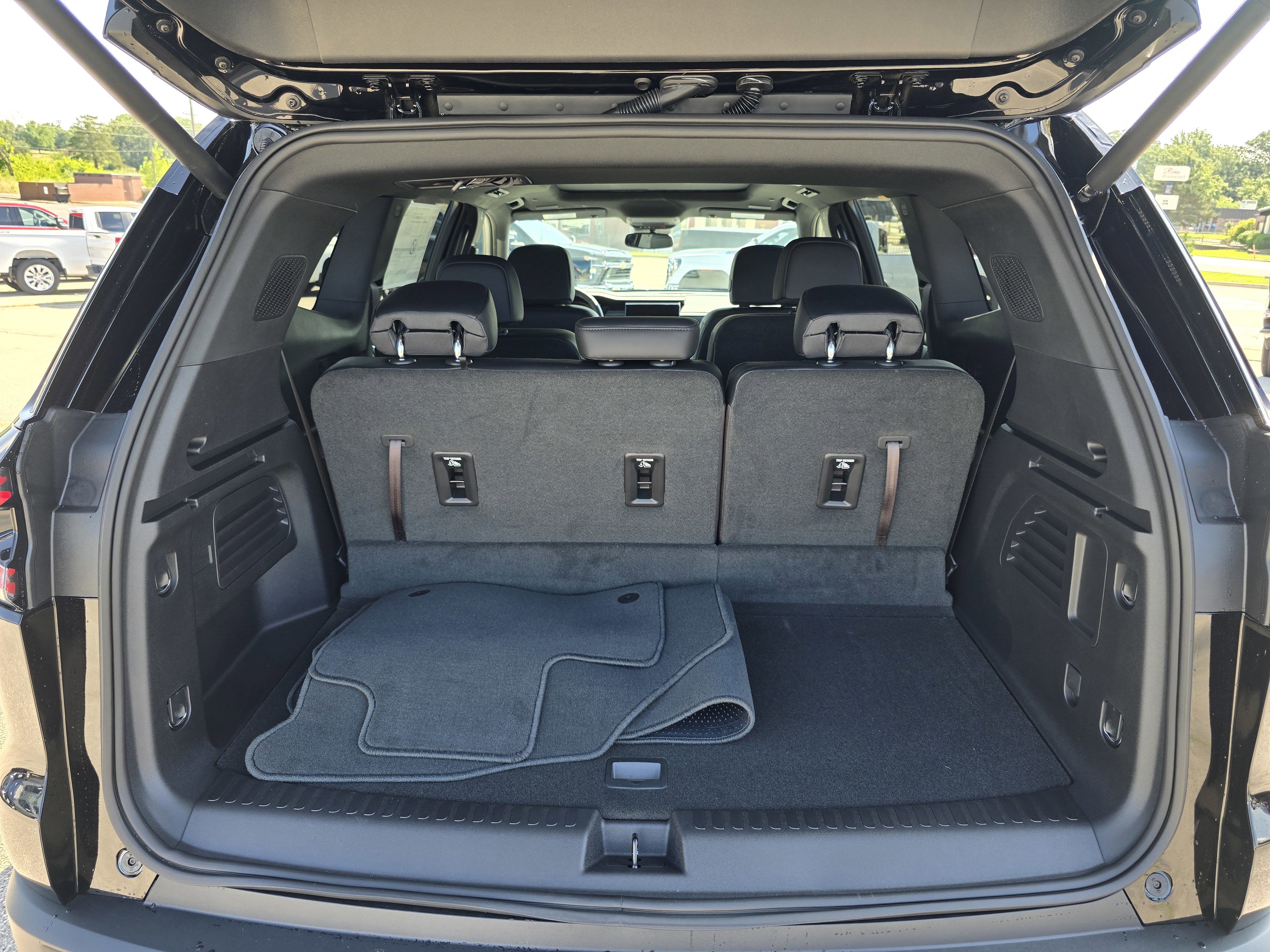 New 2025 GMC Acadia Elevation w/ Elevation Premium Package image 27