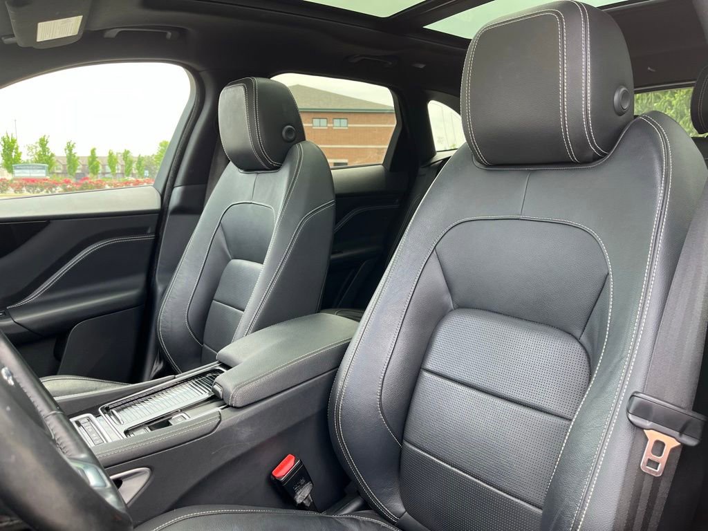 Used 2018 Jaguar F-PACE R-Sport AWD/4WD image 16
