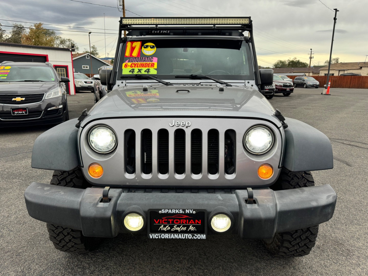 Used 2017 Jeep Wrangler Unlimited Rubicon w/ Connectivity Group AWD/4WD image 3