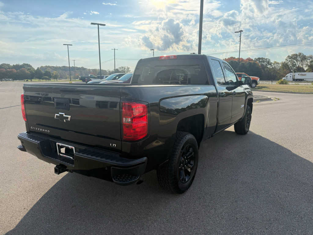 Used 2019 Chevrolet Silverado 1500 LT w/ All Star Edition image 3