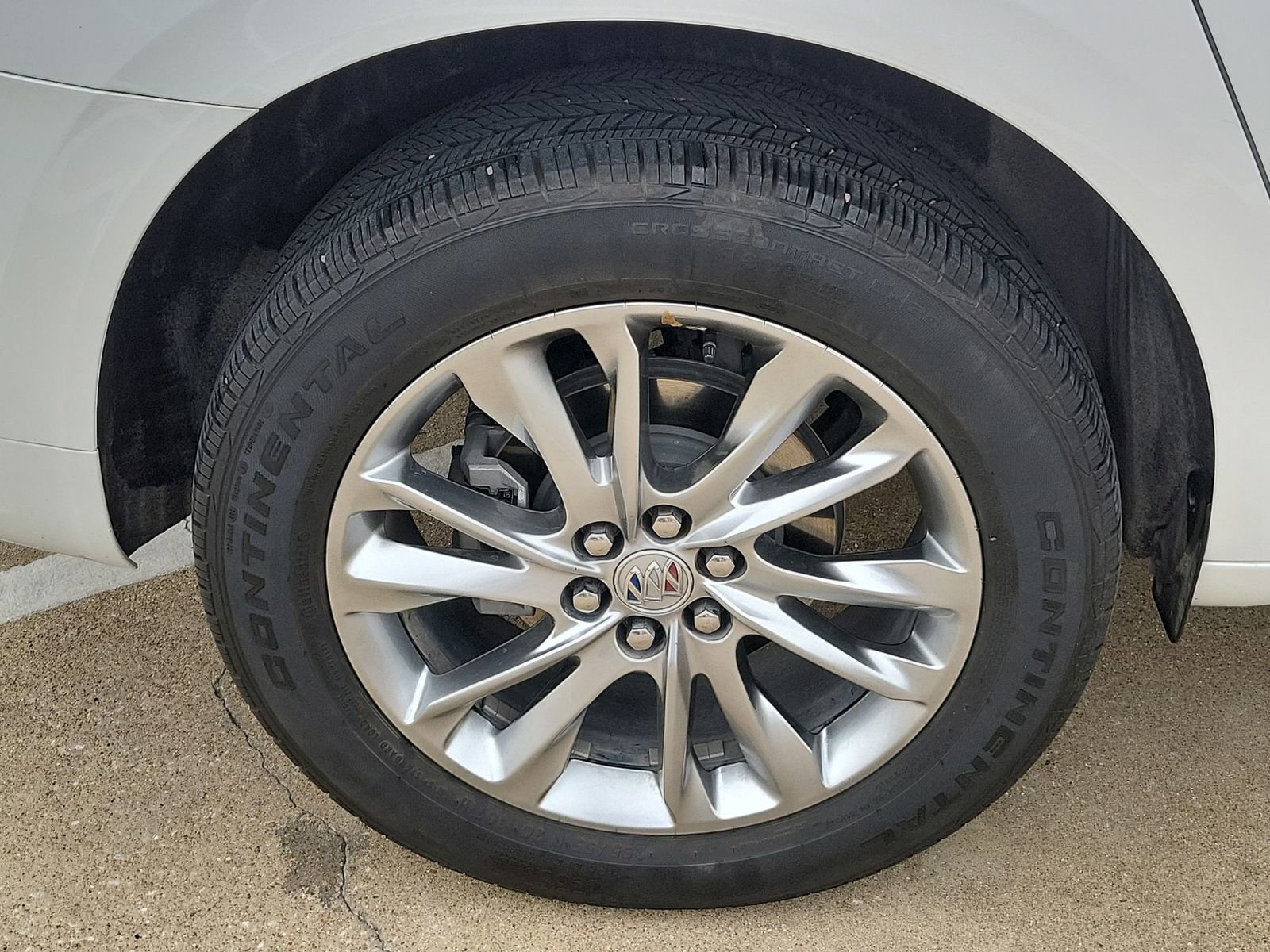 Used 2023 Buick Enclave Avenir w/ Avenir Technology Package image 34