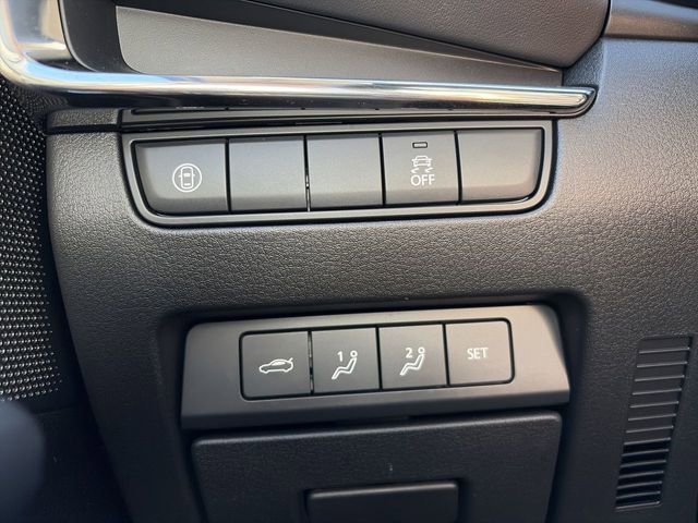 Used 2019 MAZDA MAZDA3 AWD Sedan w/ Premium Package image 18