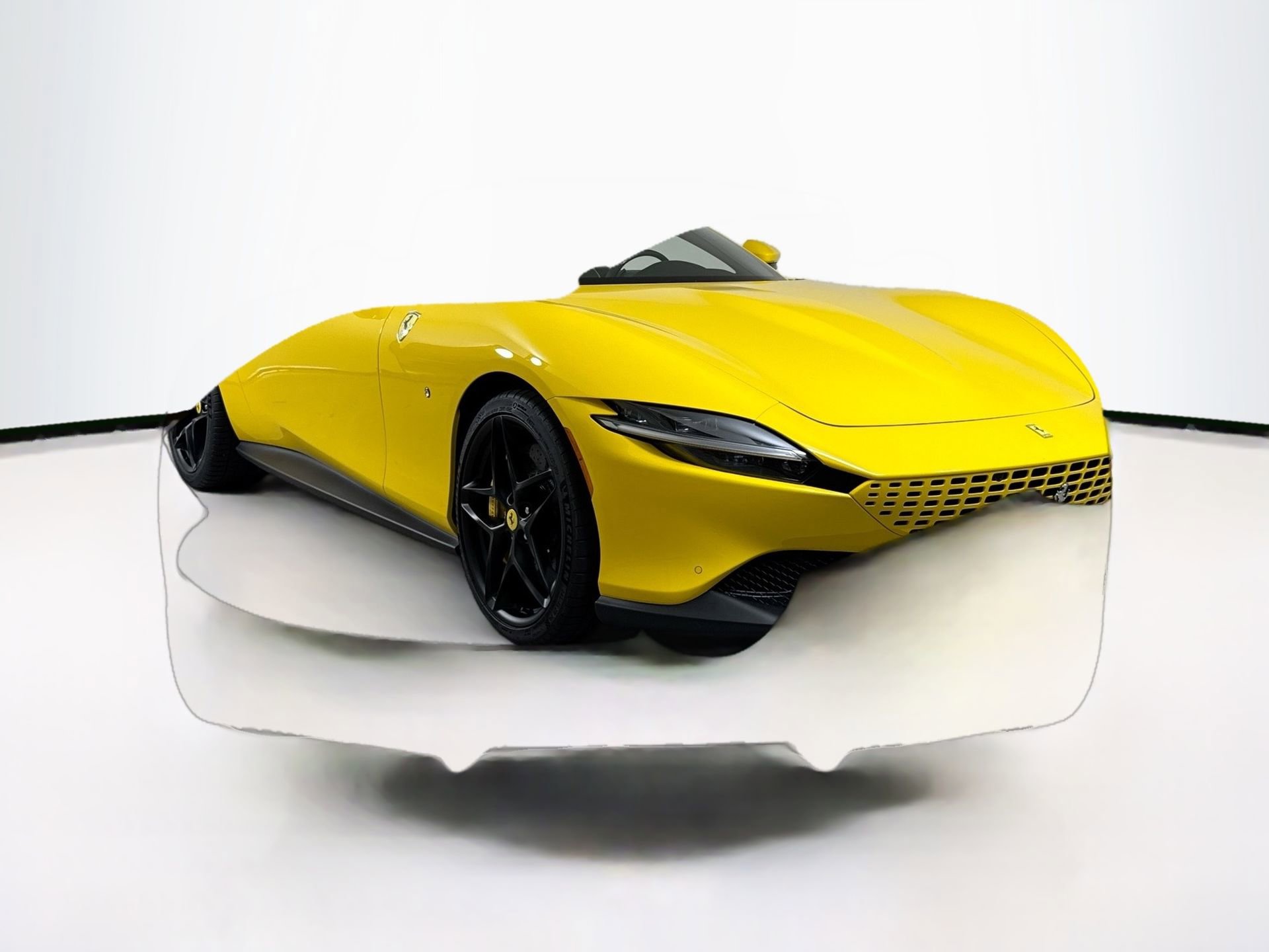 Certified 2025 Ferrari Roma Spider RWD image 46