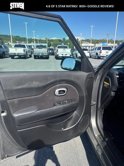 Used 2018 Kia Soul w/ Convenience Package FWD image 18