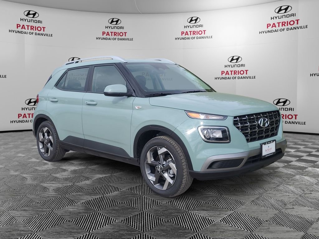 New 2026 Hyundai Venue SEL FWD image 1