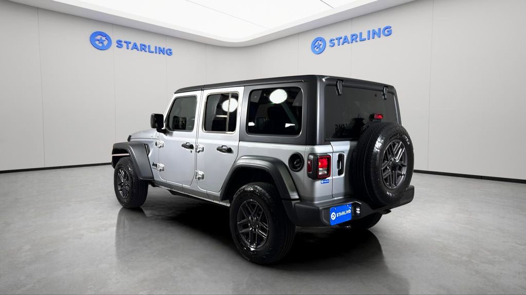 Used 2024 Jeep Wrangler Sport S image 13