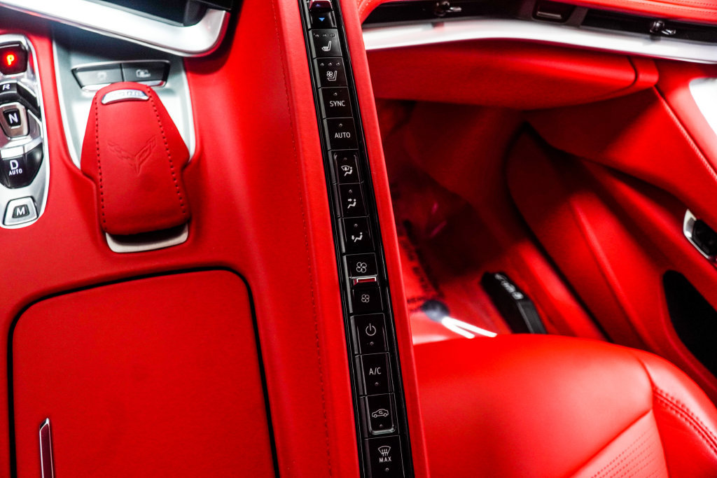 Used 2024 Chevrolet Corvette Stingray Premium Cpe w/ Z51 Performance Package RWD image 30