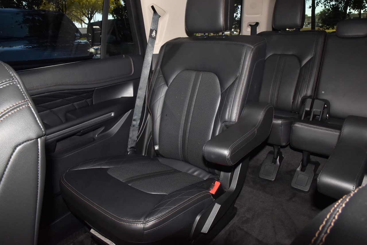 Used 2018 Ford Expedition Platinum AWD/4WD image 20
