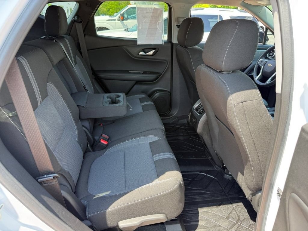 Used 2024 Chevrolet Blazer LT w/ Redline Edition FWD image 19