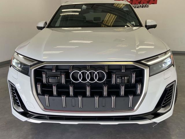 Used 2025 Audi Q7 3.0T Premium Plus image 8