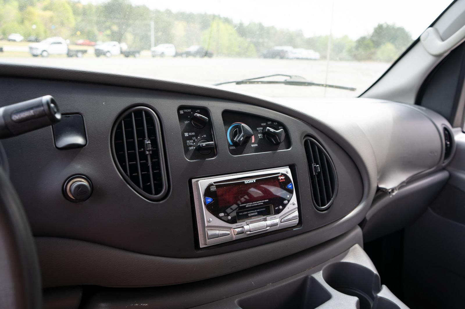 Used 2003 Ford E-450 and Econoline 450 RWD image 19