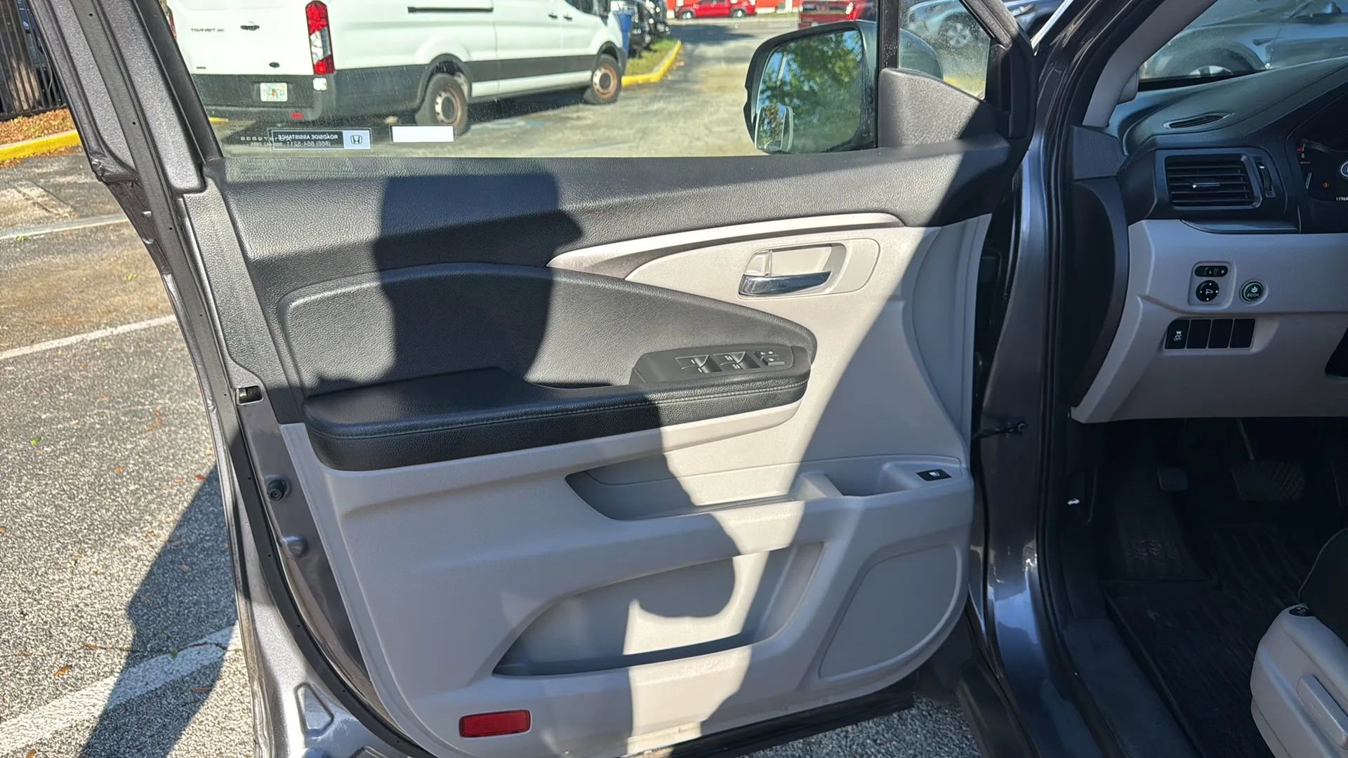 Used 2017 Honda Pilot EX image 22