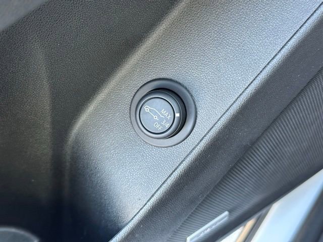 Used 2022 Chevrolet Equinox RS w/ RS Leather Package image 23